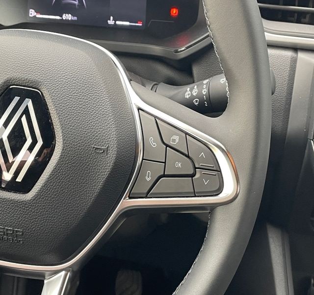 10 img-vehicule.jpgRenault
                            img-vehicule.jpgCaptur II