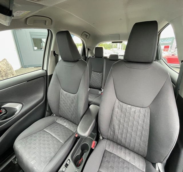 5 img-vehicule.jpgToyota
                            img-vehicule.jpgYaris