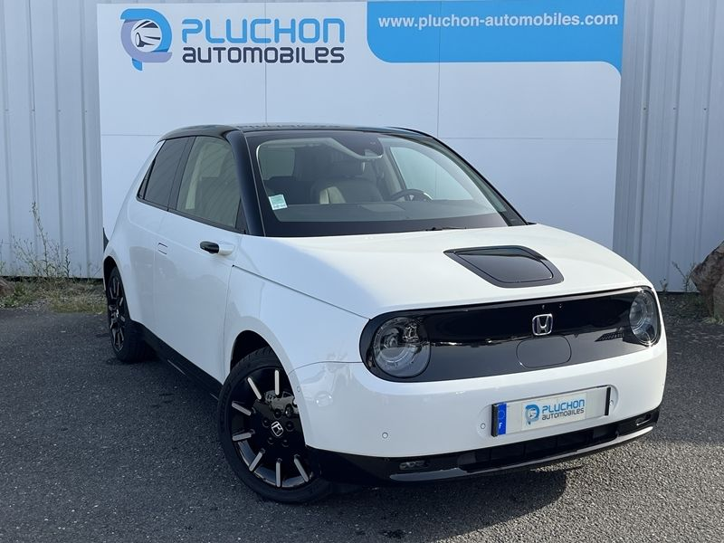 Honda
                        Honda E