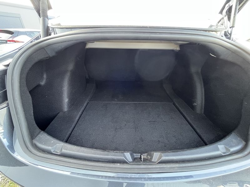 3 img-vehicule.jpgTesla
                            img-vehicule.jpgModel 3