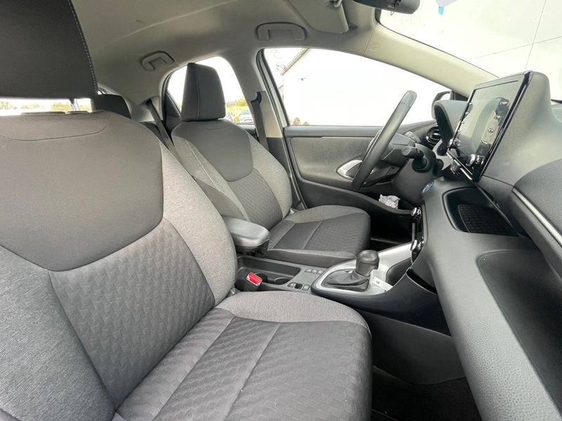 4 img-vehicule.jpgToyota
                            img-vehicule.jpgYaris