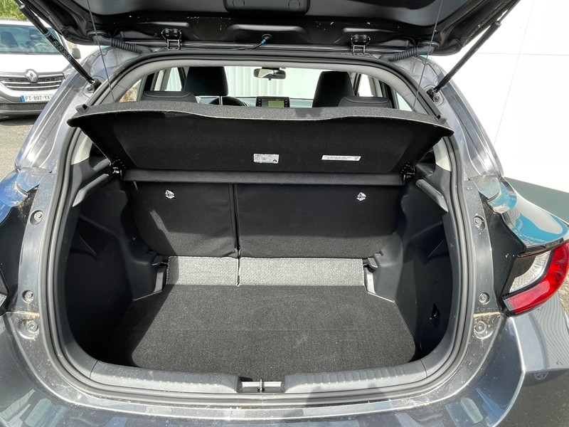 3 img-vehicule.jpgToyota
                            img-vehicule.jpgYaris