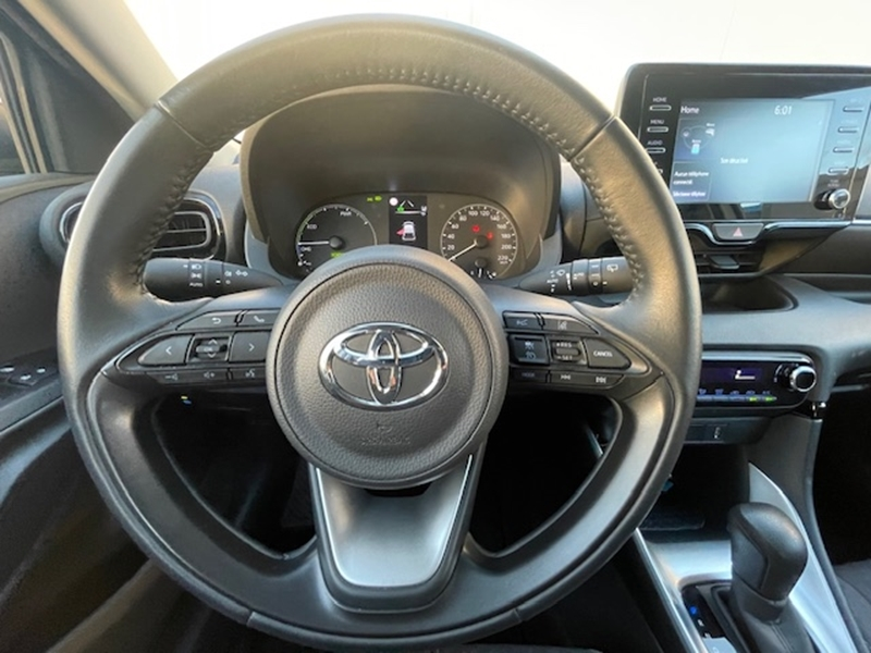 7 img-vehicule.jpgToyota
                            img-vehicule.jpgYaris