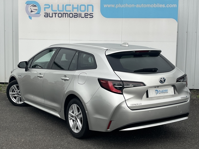 Toyota
                            Corolla Touring Spt
