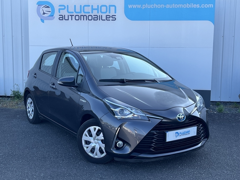 Toyota
                        Yaris