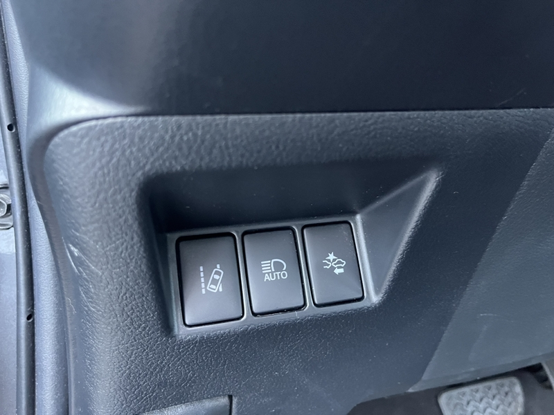 6 img-vehicule.jpgToyota
                            img-vehicule.jpgYaris