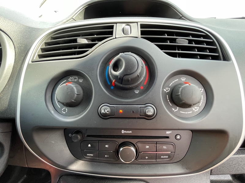 11 img-vehicule.jpgRenault
                            img-vehicule.jpgKangoo II Express