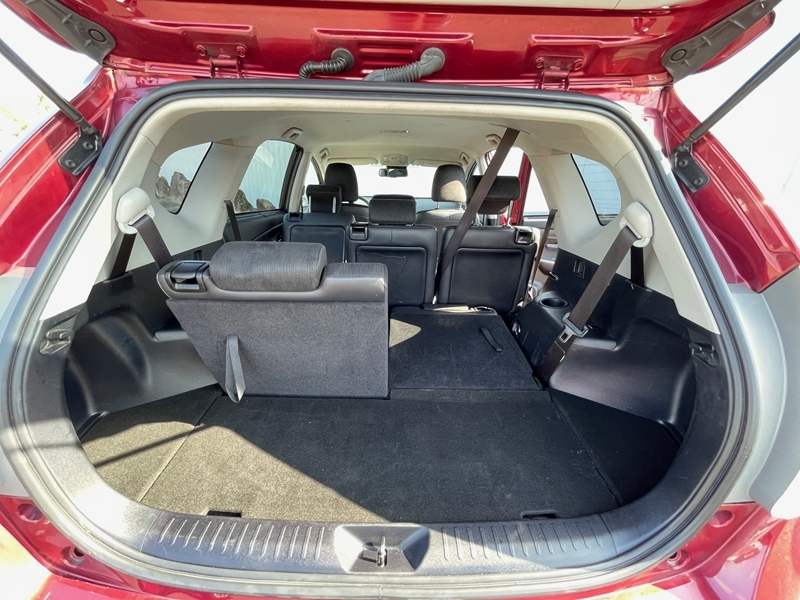 4 img-vehicule.jpgToyota
                            img-vehicule.jpgPrius+