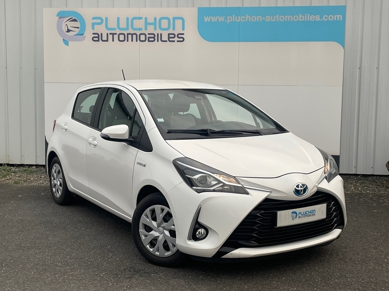 Toyota
                        Yaris