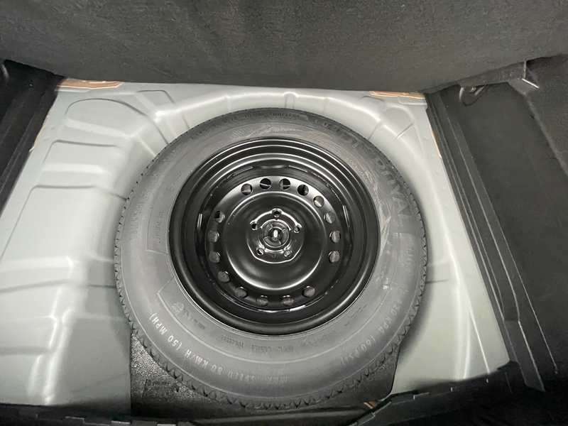 4 img-vehicule.jpgRenault
                            img-vehicule.jpgCaptur II