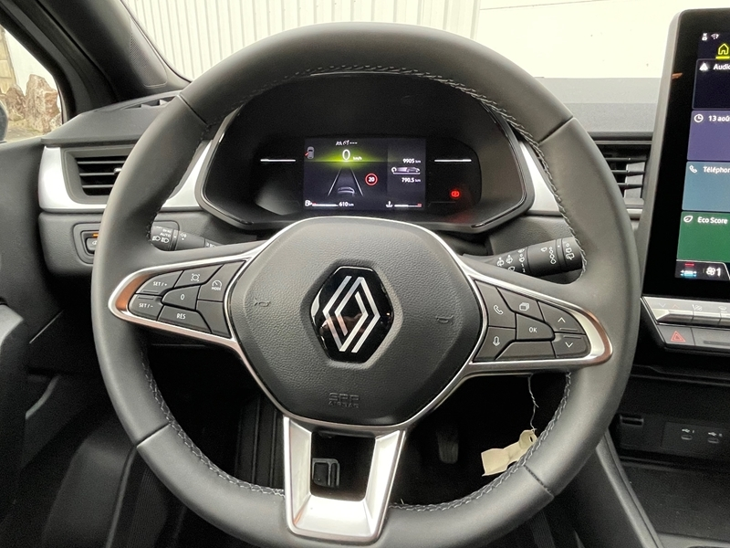 8 img-vehicule.jpgRenault
                            img-vehicule.jpgCaptur II