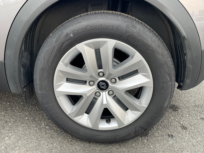 19 img-vehicule.jpgRenault
                            img-vehicule.jpgCaptur II
