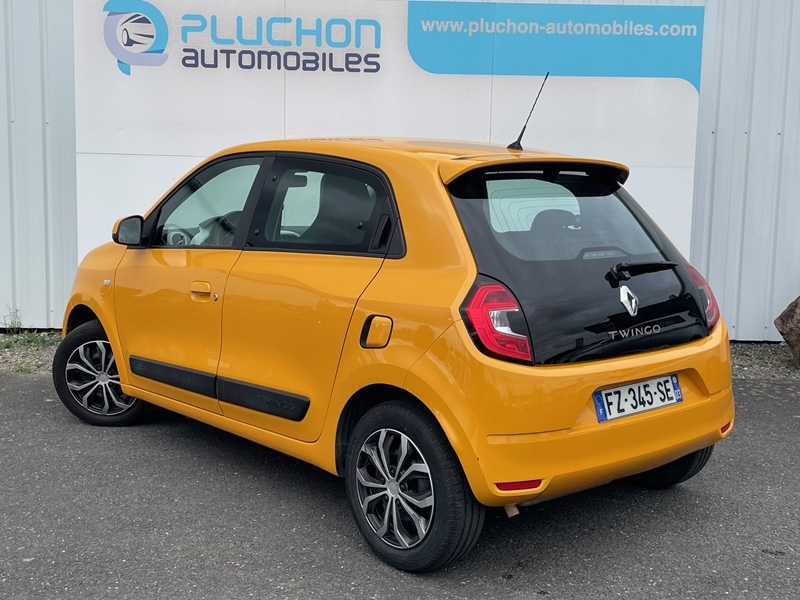 2 img-vehicule.jpgRenault
                            img-vehicule.jpgTwingo III
