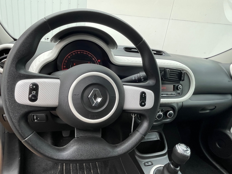 5 img-vehicule.jpgRenault
                            img-vehicule.jpgTwingo III