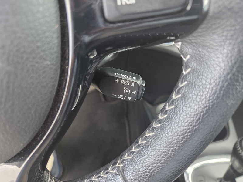 18 img-vehicule.jpgToyota
                            img-vehicule.jpgYaris
