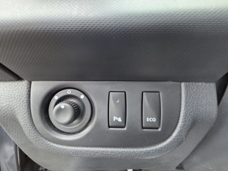 12 img-vehicule.jpgDacia
                            img-vehicule.jpgSandero