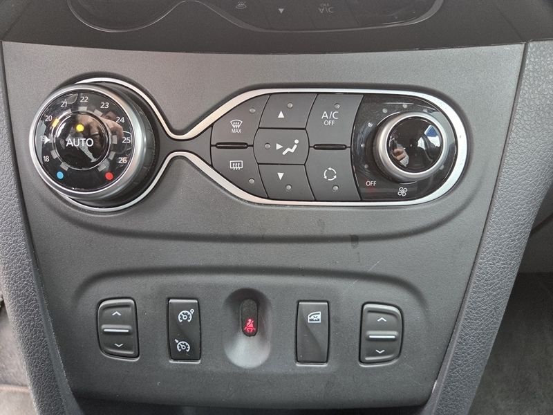 13 img-vehicule.jpgDacia
                            img-vehicule.jpgSandero