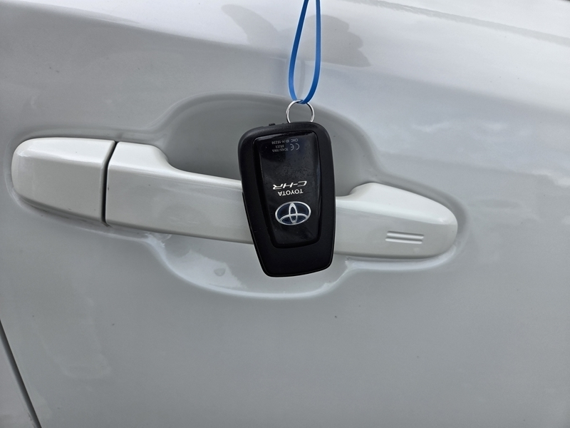 8 img-vehicule.jpgToyota
                            img-vehicule.jpgC-HR