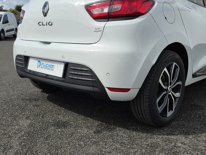 3 img-vehicule.jpgRenault
                            img-vehicule.jpgClio IV
