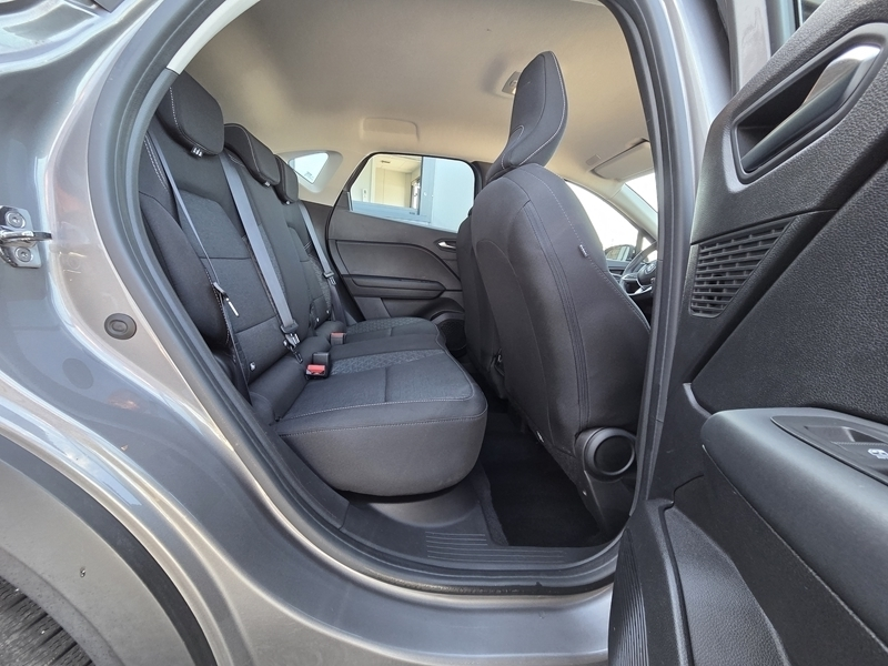 14 img-vehicule.jpgRenault
                            img-vehicule.jpgCaptur II