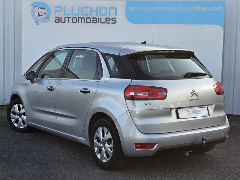 2 img-vehicule.jpgCitroen
                            img-vehicule.jpgC4 Picasso