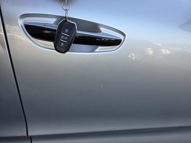 15 img-vehicule.jpgCitroen
                            img-vehicule.jpgC4 Picasso