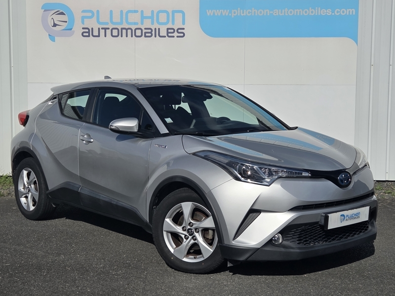 Toyota
                    C-HR