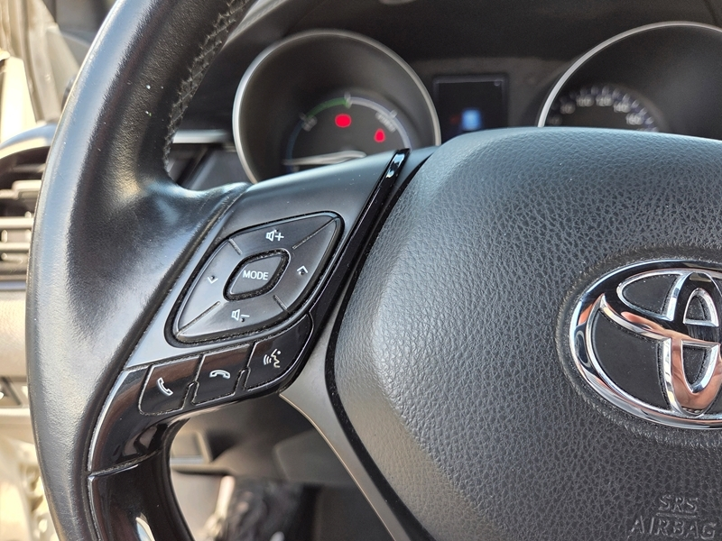 5 img-vehicule.jpgToyota
                            img-vehicule.jpgC-HR