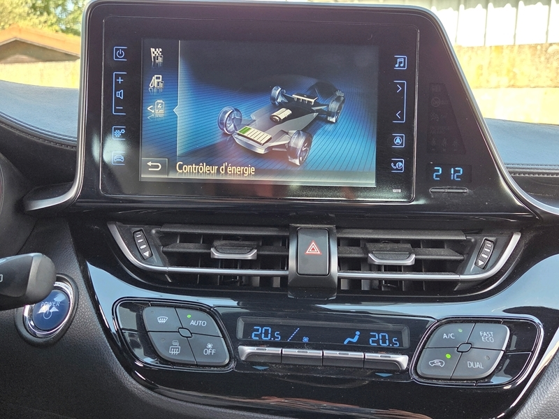 9 img-vehicule.jpgToyota
                            img-vehicule.jpgC-HR