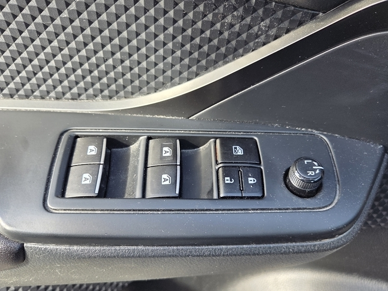 14 img-vehicule.jpgToyota
                            img-vehicule.jpgC-HR