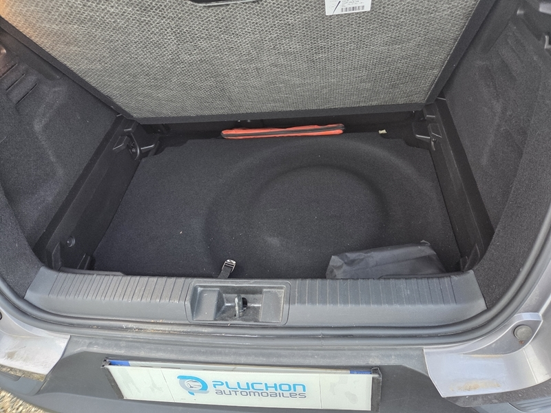 11 img-vehicule.jpgRenault
                            img-vehicule.jpgCaptur II