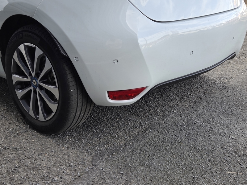 14 img-vehicule.jpgRenault
                            img-vehicule.jpgZoe