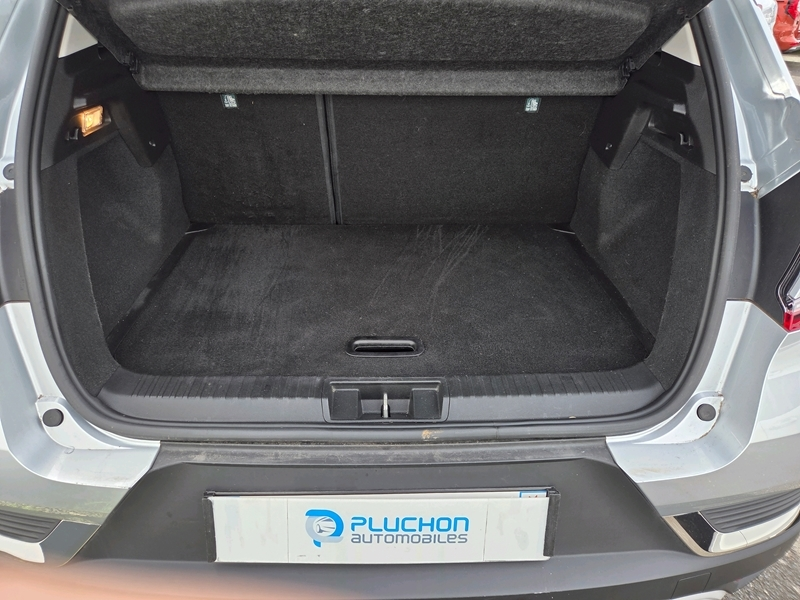 5 img-vehicule.jpgRenault
                            img-vehicule.jpgCaptur II