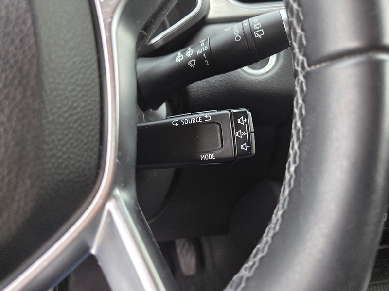 12 img-vehicule.jpgRenault
                            img-vehicule.jpgCaptur II