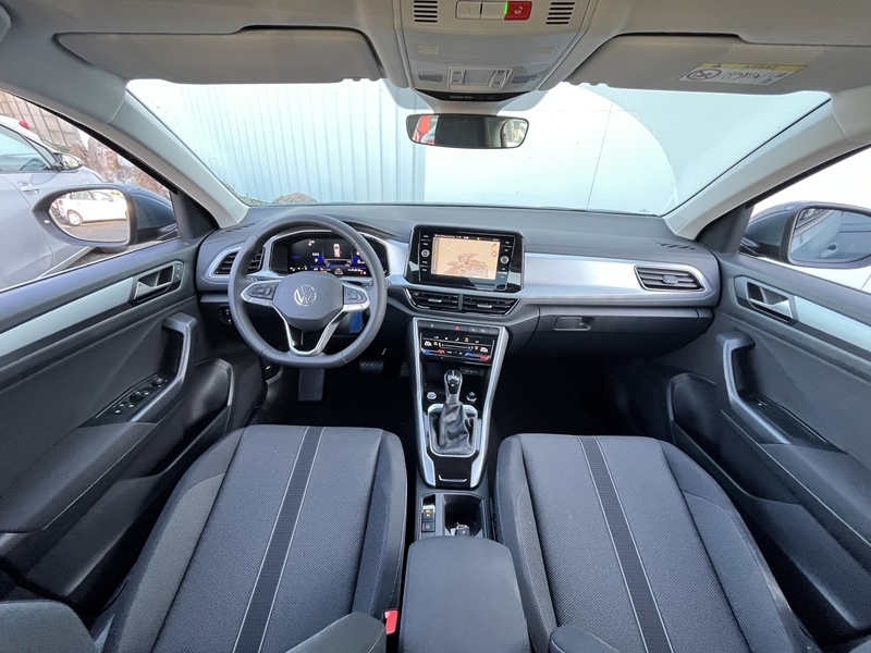 Volkswagen
                            T-Roc