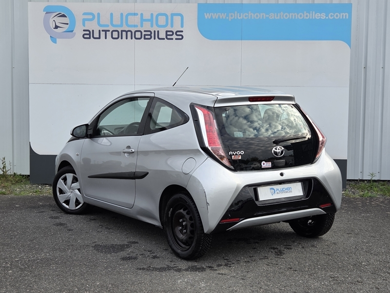 2 img-vehicule.jpgToyota
                            img-vehicule.jpgAygo