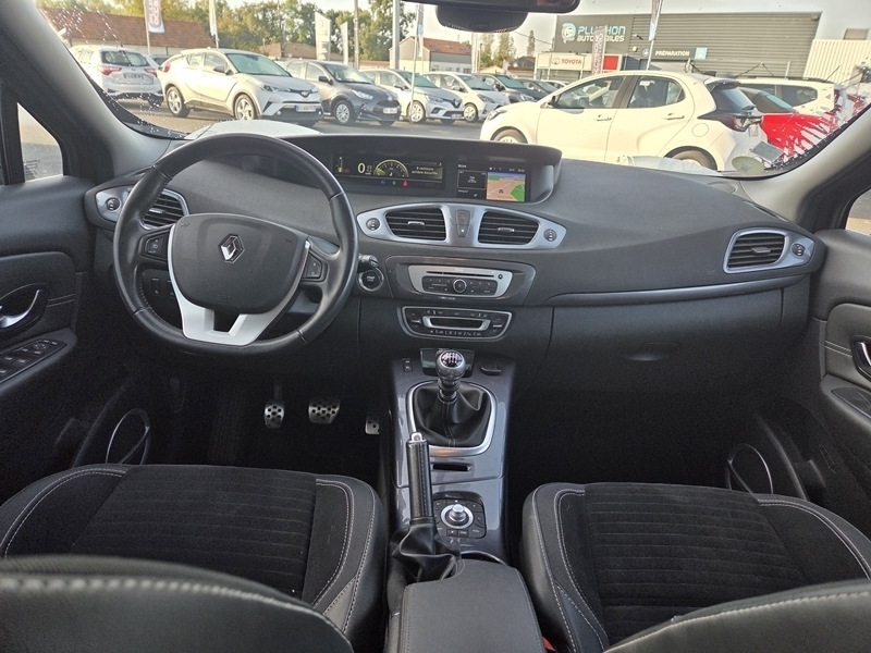 Renault
                            Scenic III Xmod