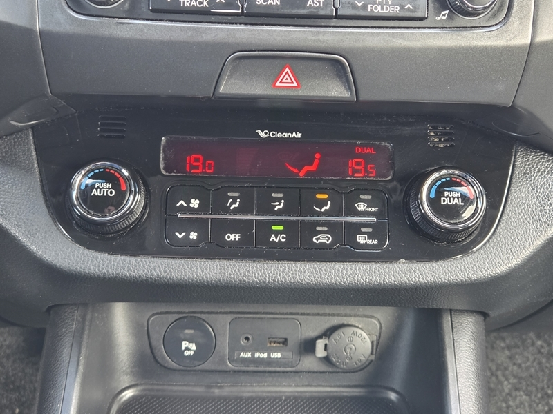 9 img-vehicule.jpgKia
                            img-vehicule.jpgSportage
