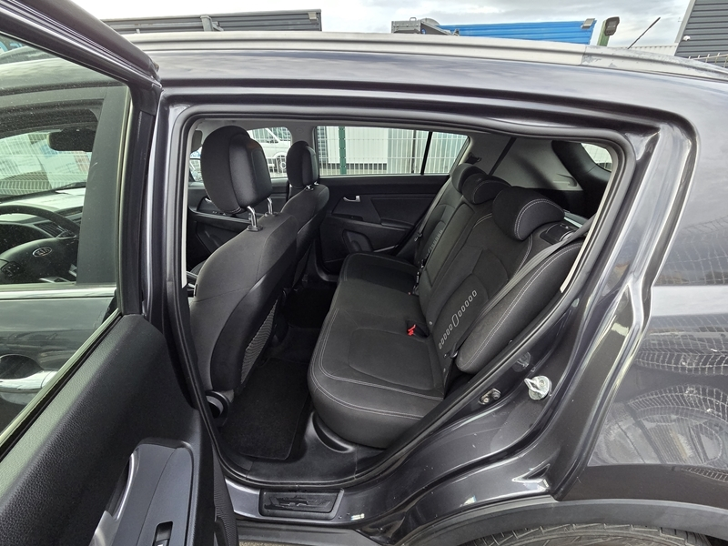 14 img-vehicule.jpgKia
                            img-vehicule.jpgSportage