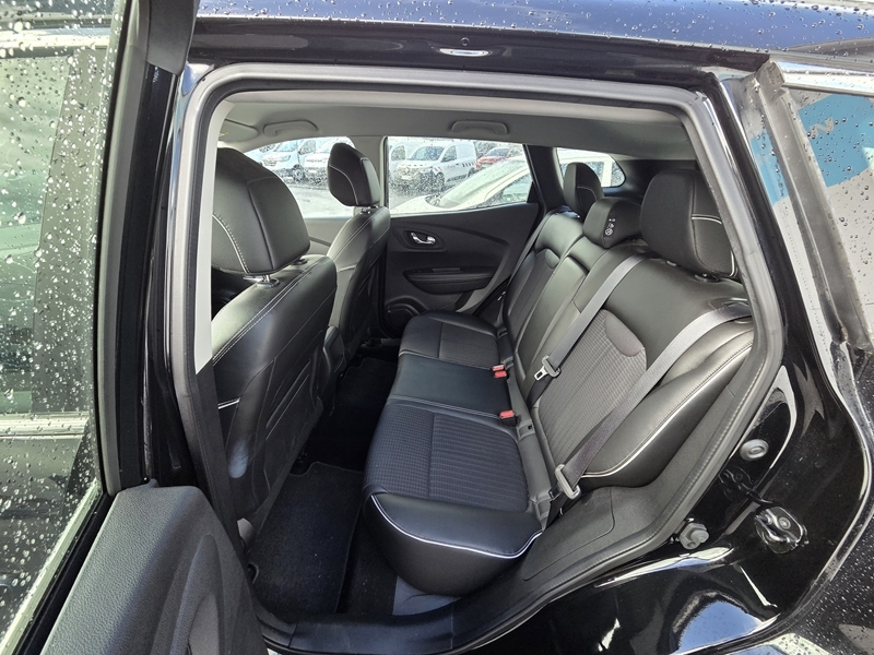 12 img-vehicule.jpgRenault
                            img-vehicule.jpgKadjar