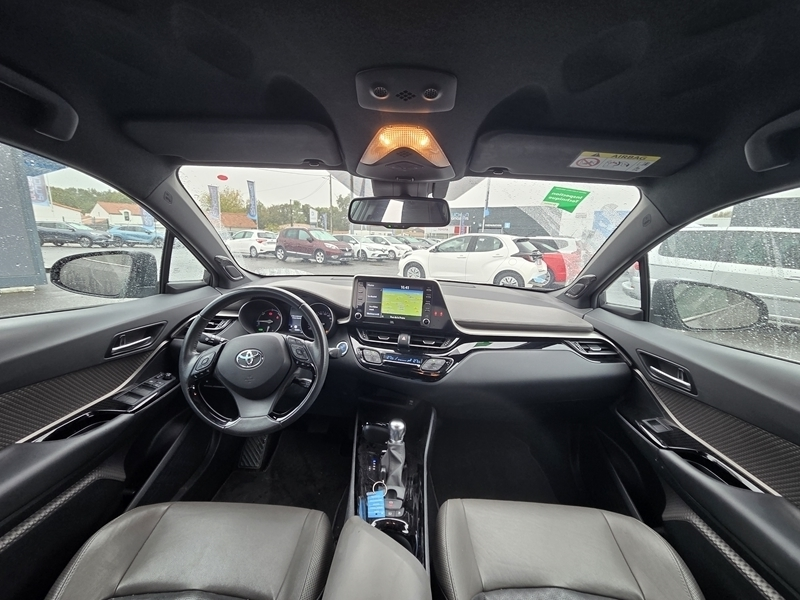 1 img-vehicule.jpgToyota
                            img-vehicule.jpgC-HR