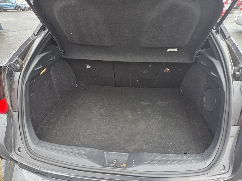 17 img-vehicule.jpgToyota
                            img-vehicule.jpgC-HR