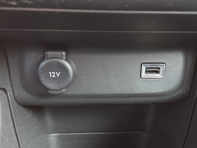 11 img-vehicule.jpgCitroen
                            img-vehicule.jpgC3