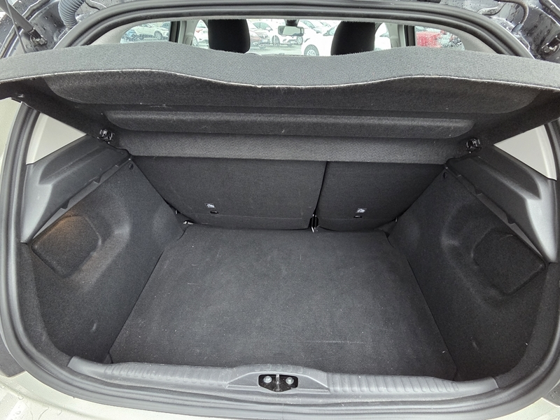12 img-vehicule.jpgCitroen
                            img-vehicule.jpgC3