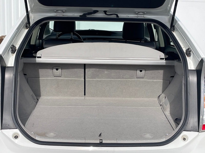 3 img-vehicule.jpgToyota
                            img-vehicule.jpgPrius