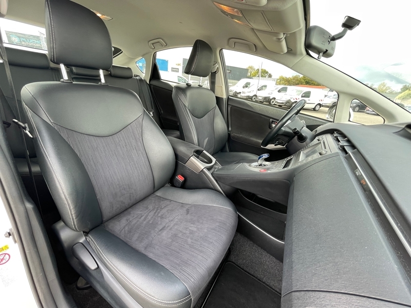 8 img-vehicule.jpgToyota
                            img-vehicule.jpgPrius