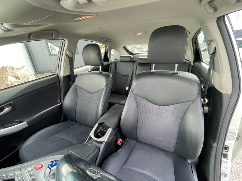 9 img-vehicule.jpgToyota
                            img-vehicule.jpgPrius