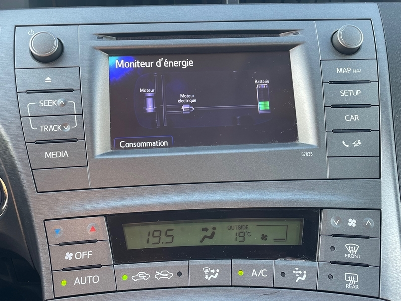 17 img-vehicule.jpgToyota
                            img-vehicule.jpgPrius