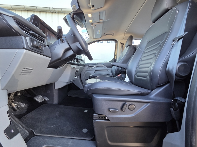 5 img-vehicule.jpgFord
                            img-vehicule.jpgTourneo Custom