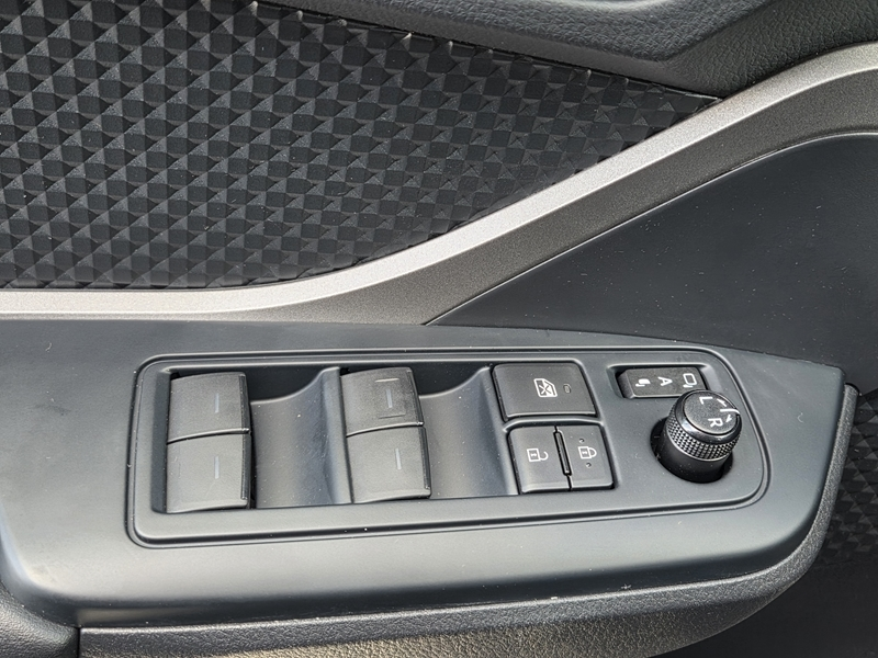 12 img-vehicule.jpgToyota
                            img-vehicule.jpgC-HR